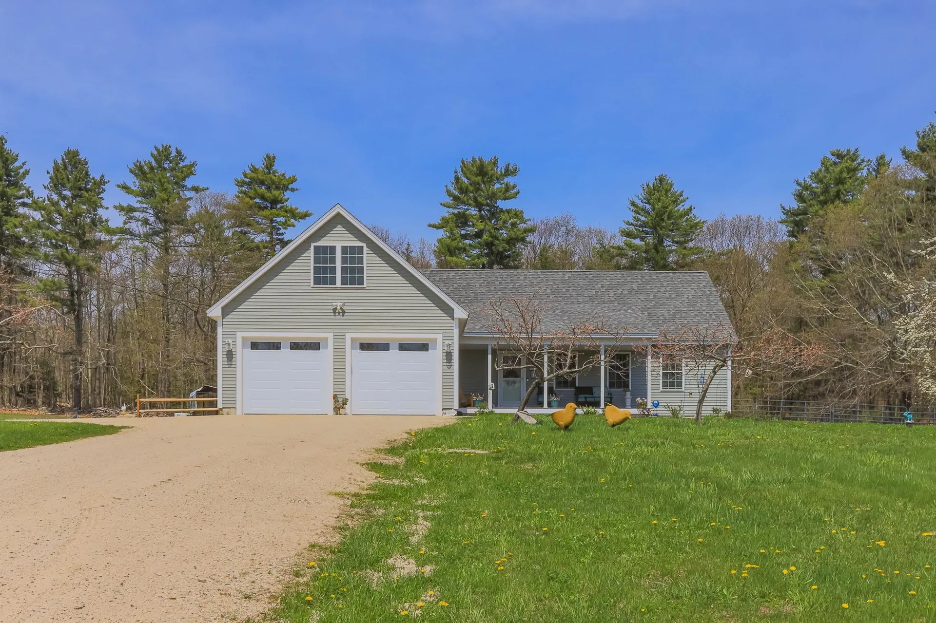 101 Mast Road Lee NH 03861
