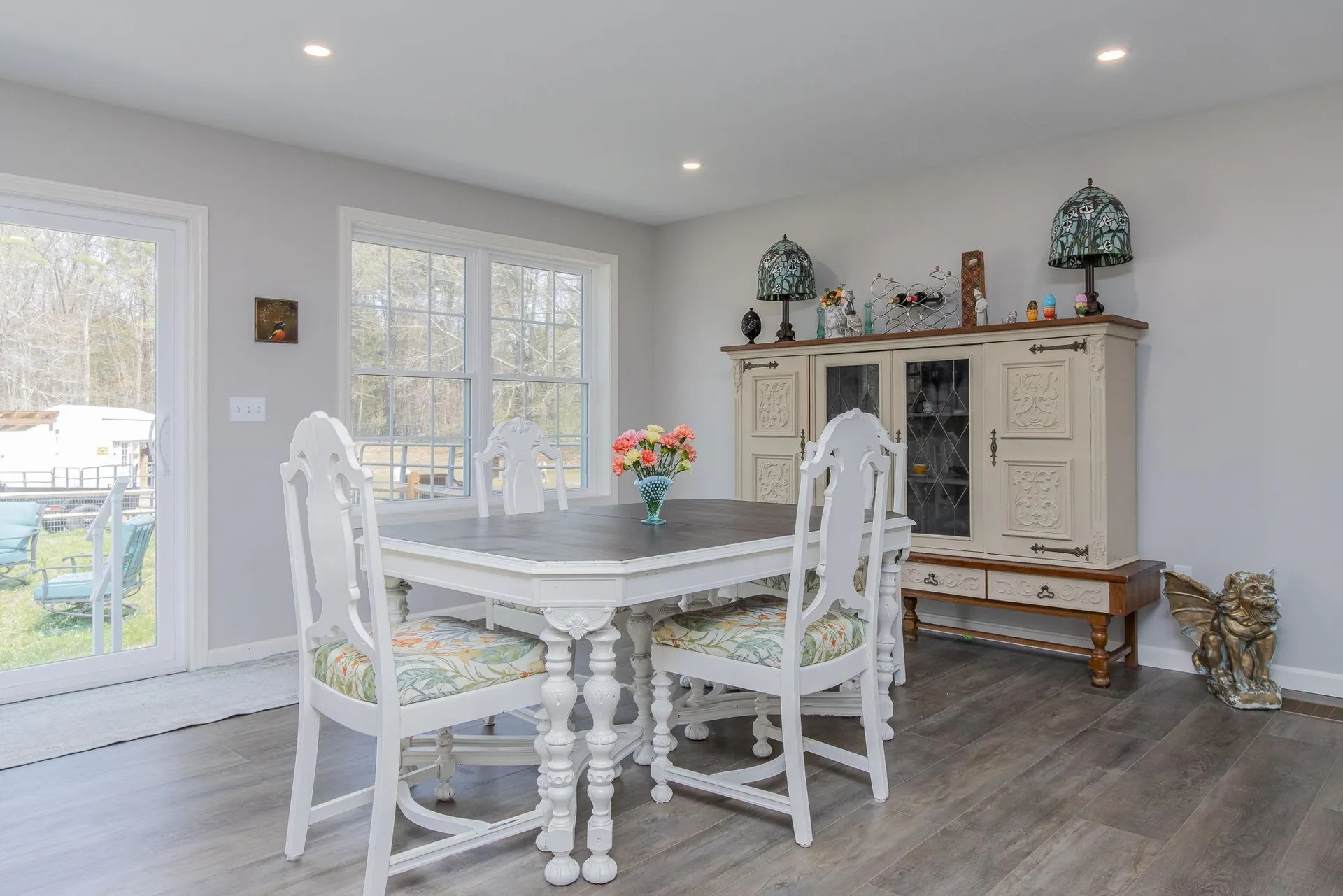 101 Mast Road Lee NH 03861
