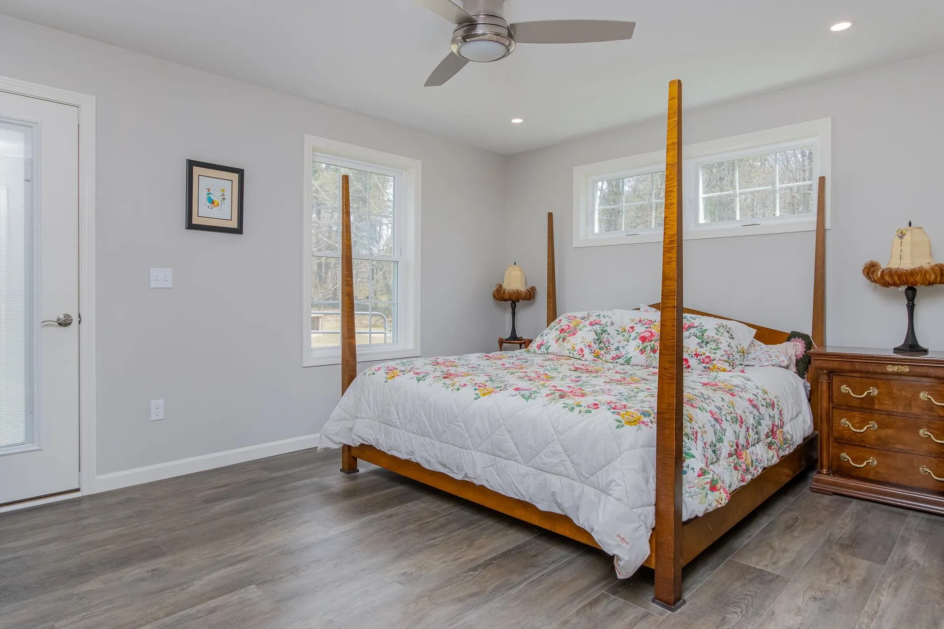 101 Mast Road Lee NH 03861