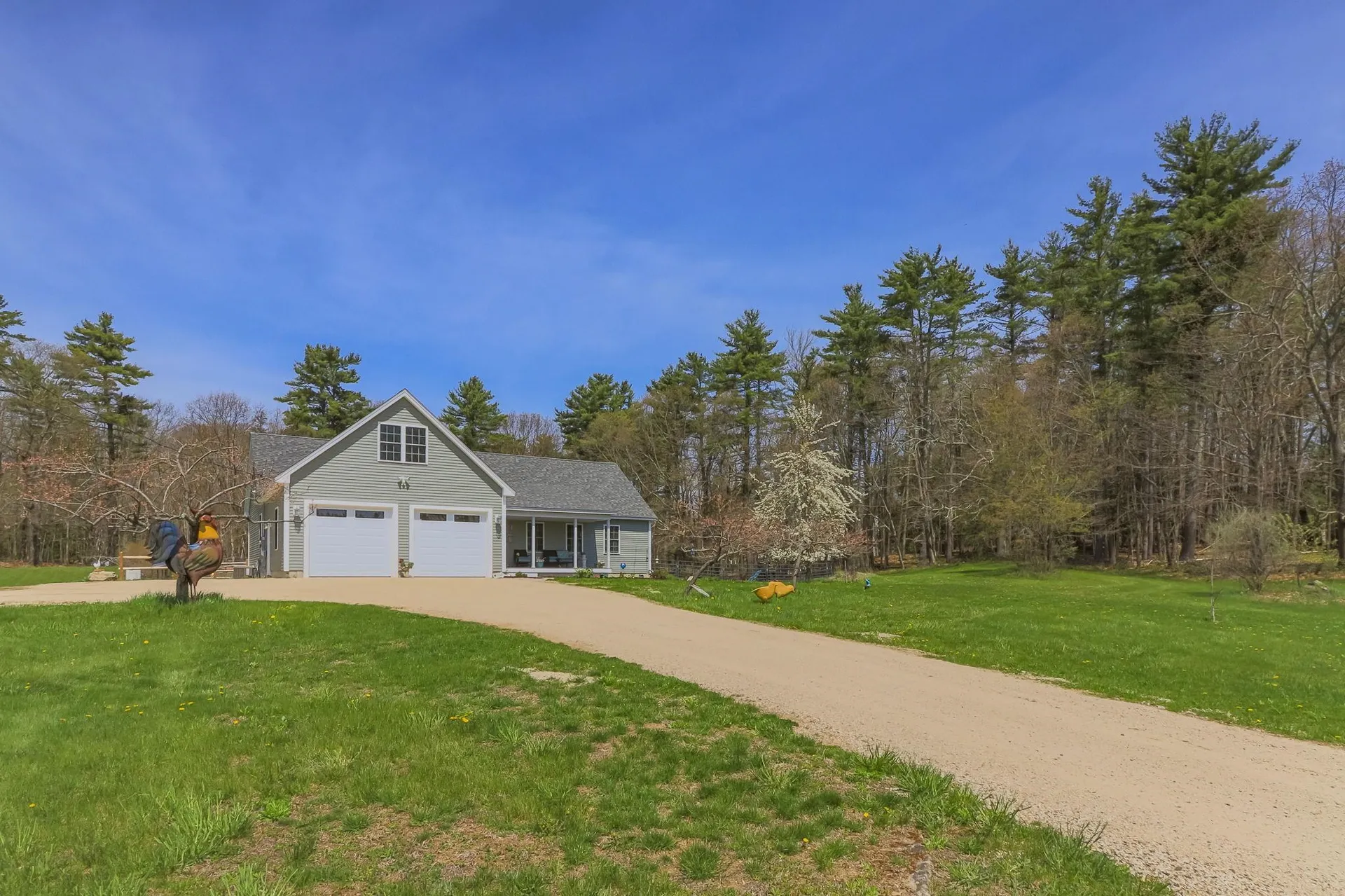 101 Mast Road Lee NH 03861