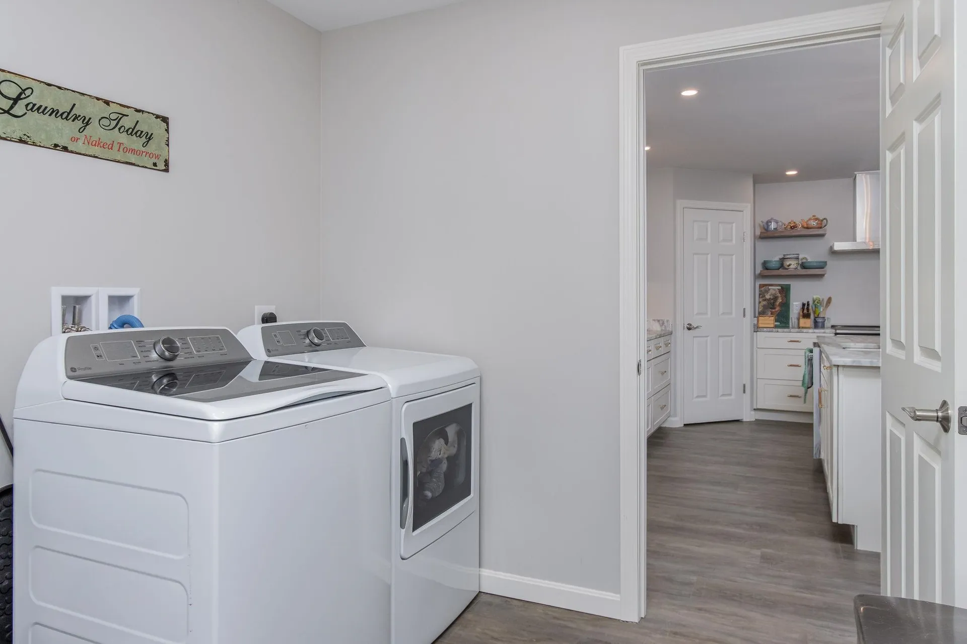 101 Mast Road Lee NH 03861