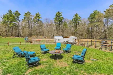 101 Mast Road Lee NH 03861