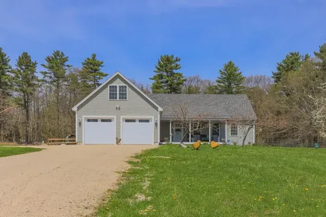 101 Mast Road Lee NH 03861