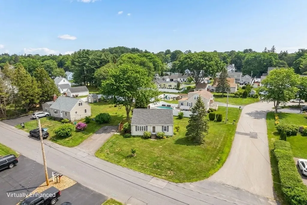 16 Naves Road Hampton NH 03842