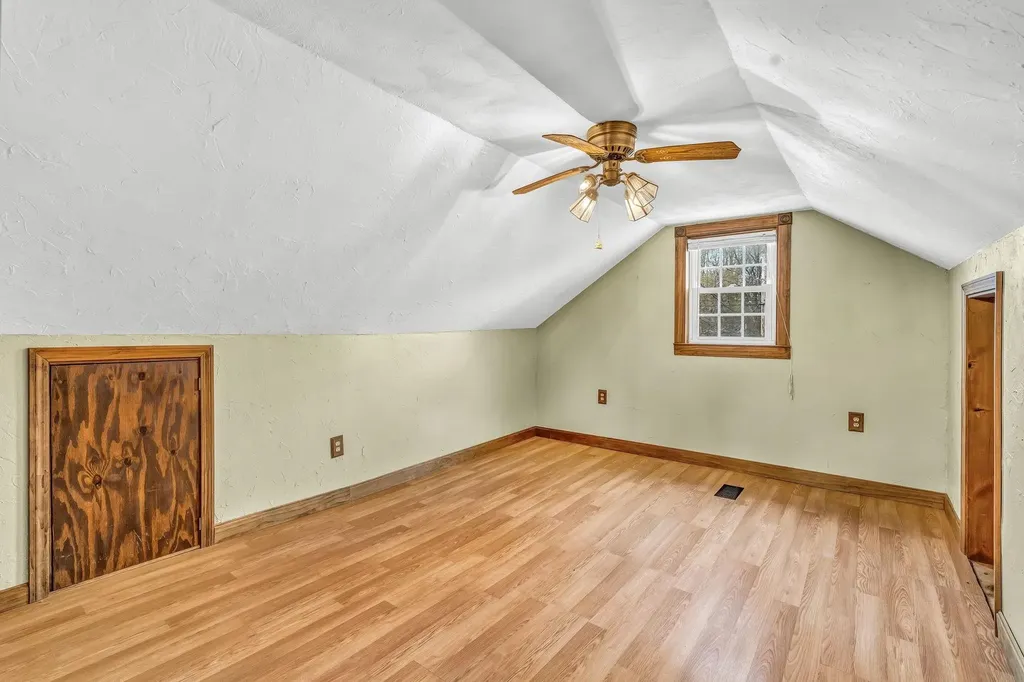 16 Naves Road Hampton NH 03842