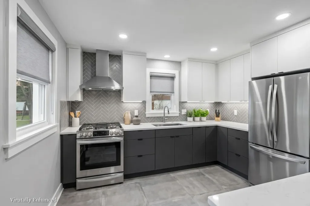 16 Naves Road Hampton NH 03842