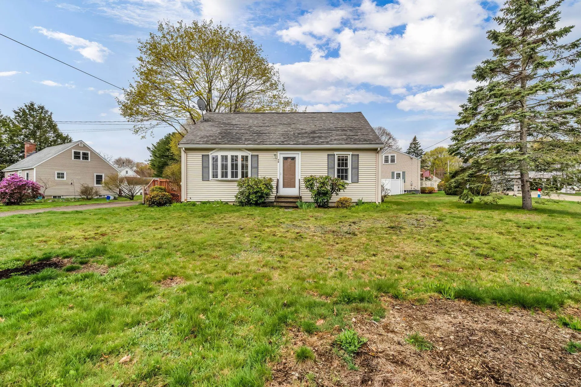 16 Naves Road Hampton NH 03842