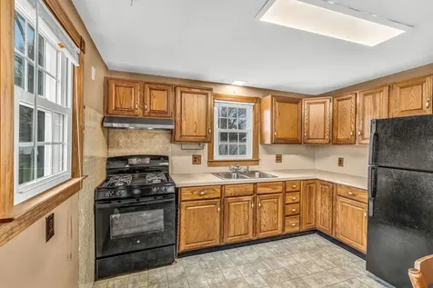 16 Naves Road Hampton NH 03842