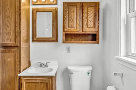 16 Naves Road Hampton NH 03842