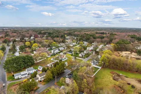 16 Naves Road Hampton NH 03842