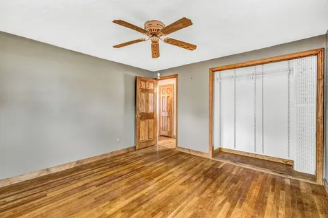 16 Naves Road Hampton NH 03842