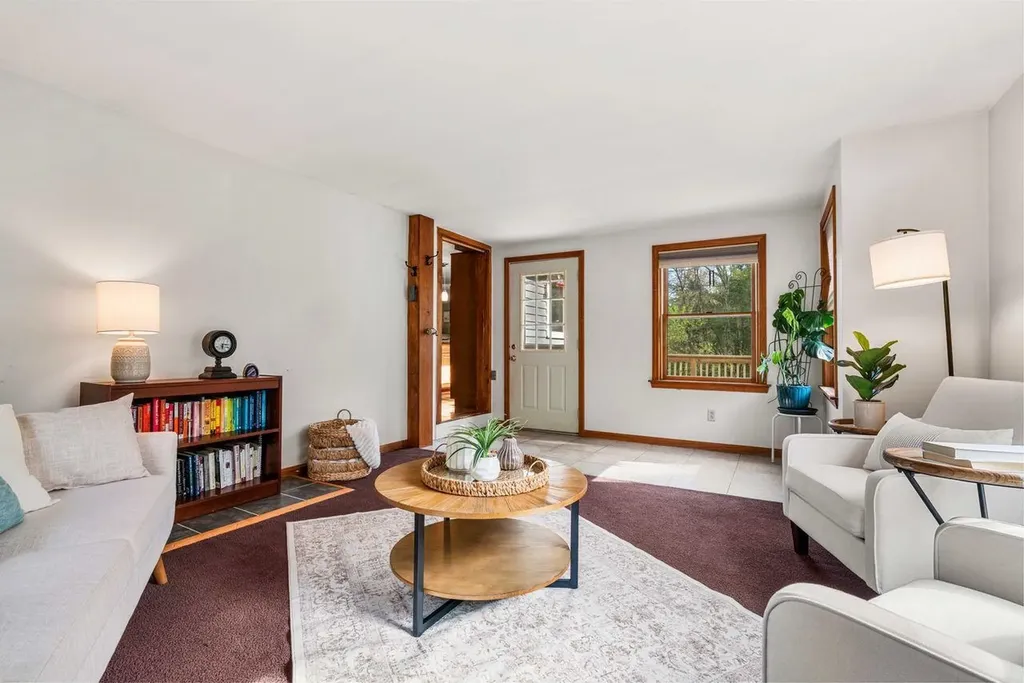 5 Ben Farnsworth Road Brookline NH 03033