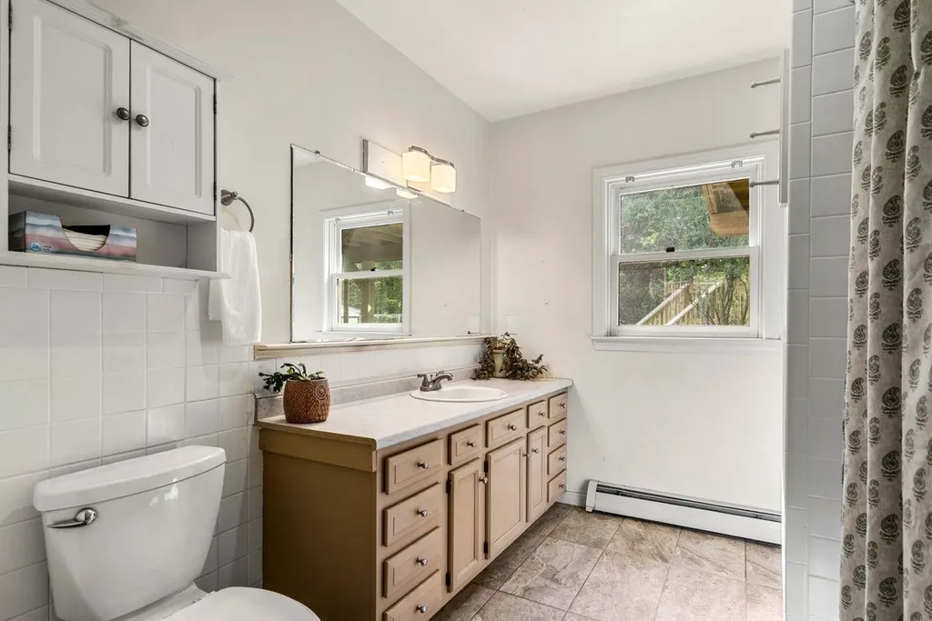 5 Ben Farnsworth Road Brookline NH 03033