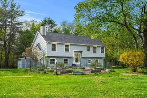 5 Ben Farnsworth Road Brookline NH 03033
