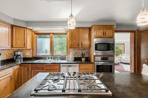 5 Ben Farnsworth Road Brookline NH 03033