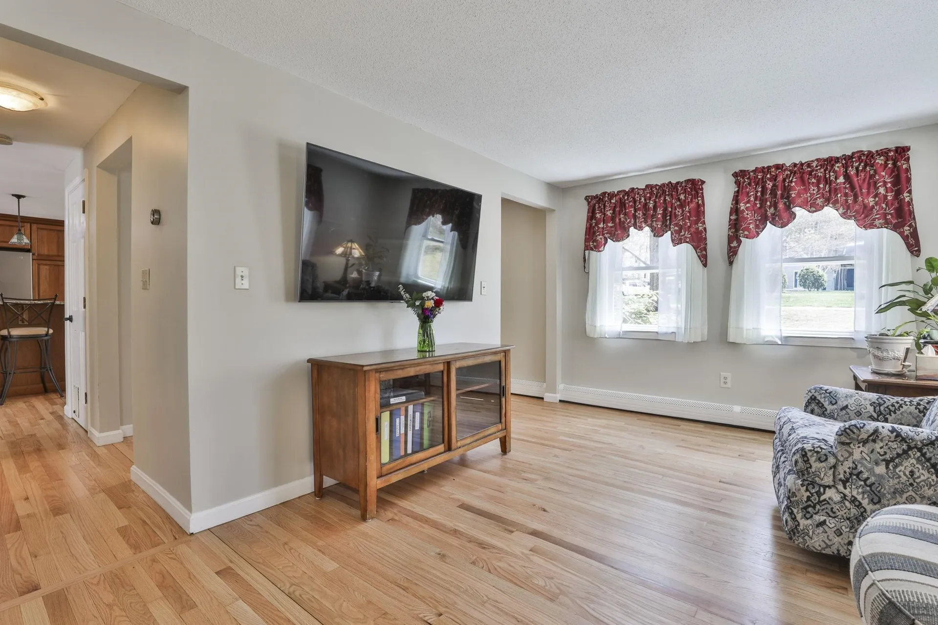 9 Lund Drive Hudson NH 03051
