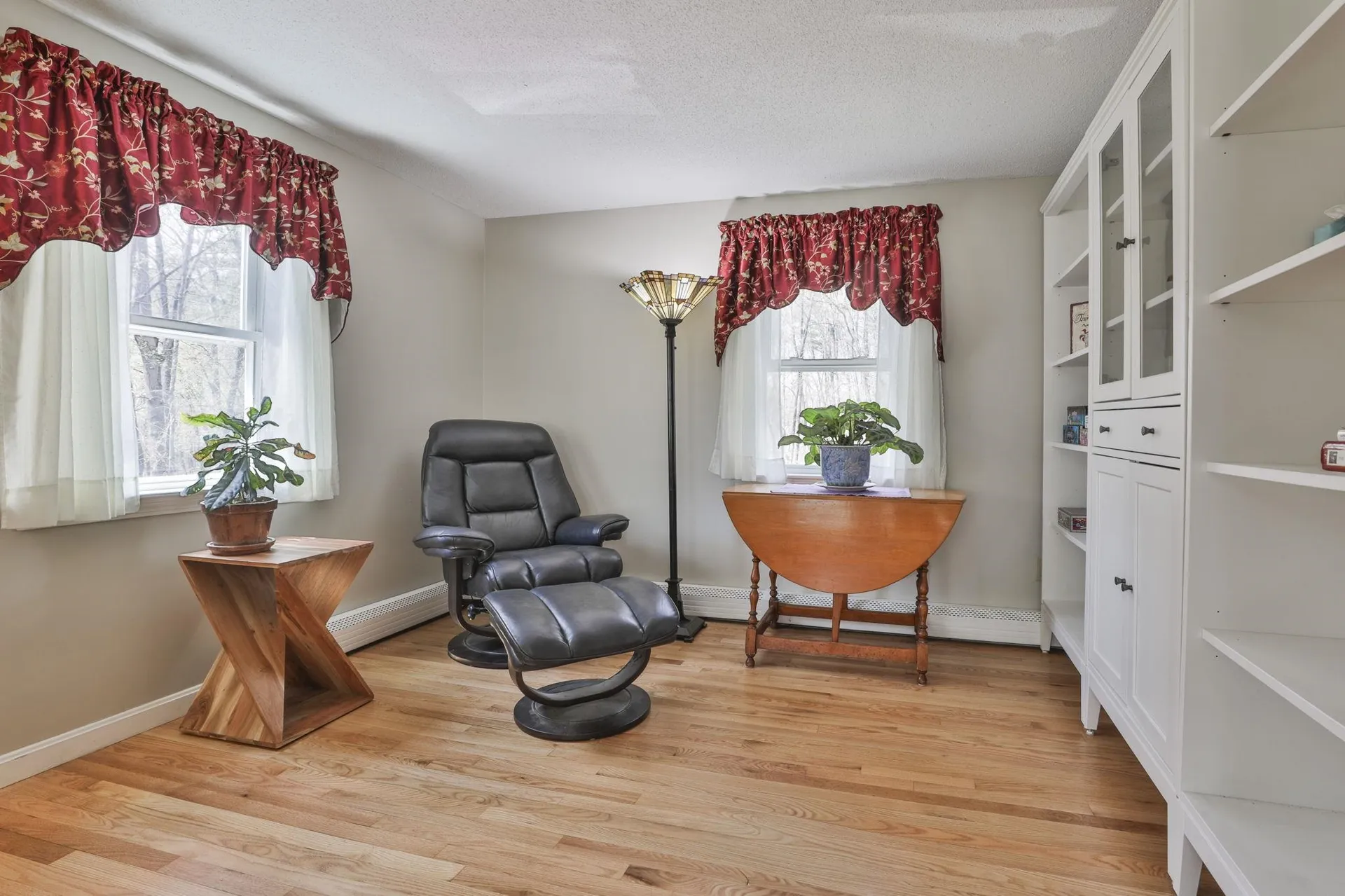 9 Lund Drive Hudson NH 03051
