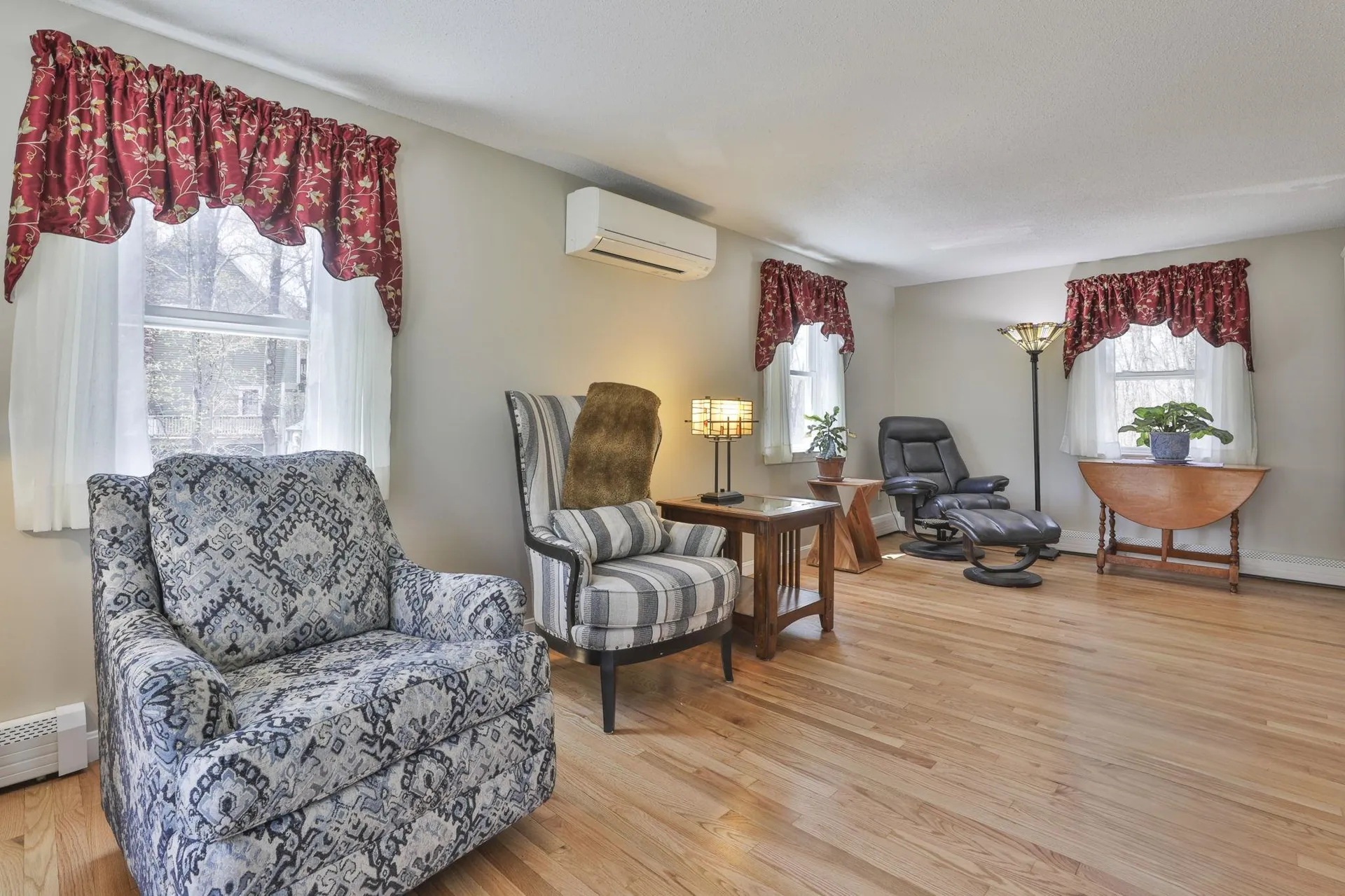 9 Lund Drive Hudson NH 03051
