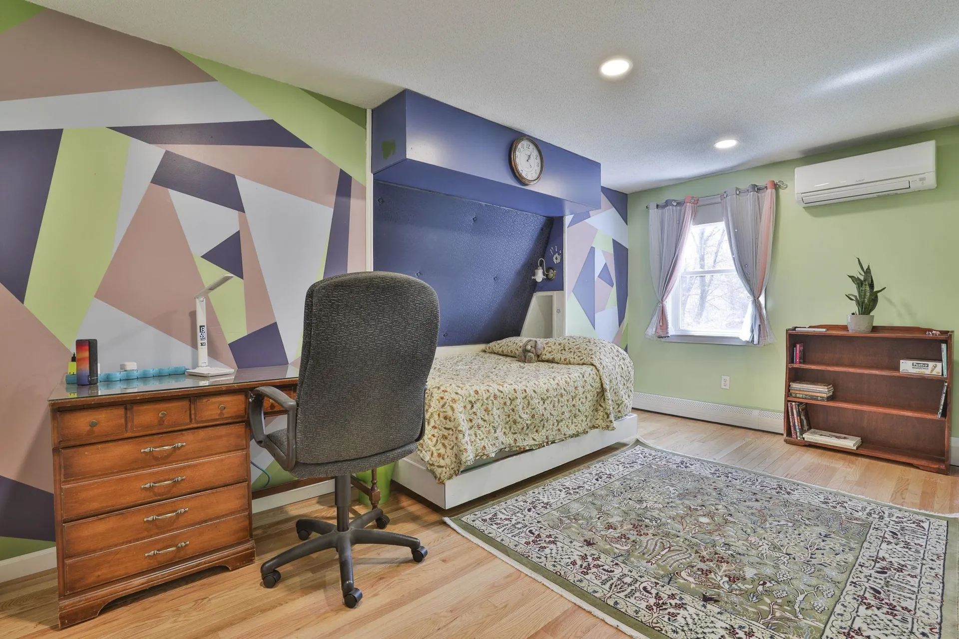 9 Lund Drive Hudson NH 03051