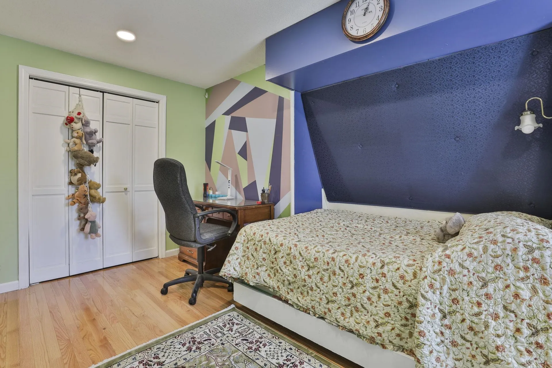 9 Lund Drive Hudson NH 03051