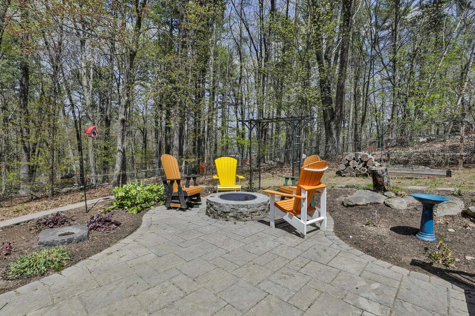 9 Lund Drive Hudson NH 03051