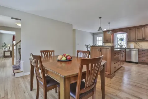 9 Lund Drive Hudson NH 03051