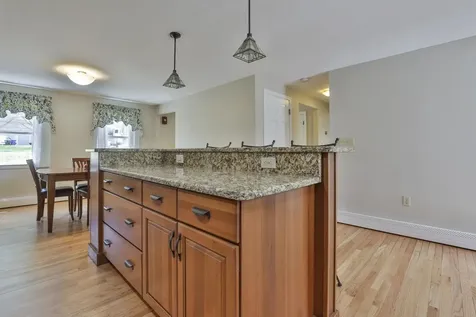 9 Lund Drive Hudson NH 03051