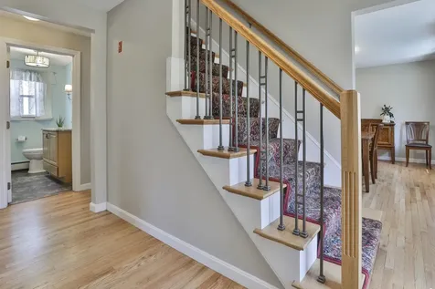 9 Lund Drive Hudson NH 03051