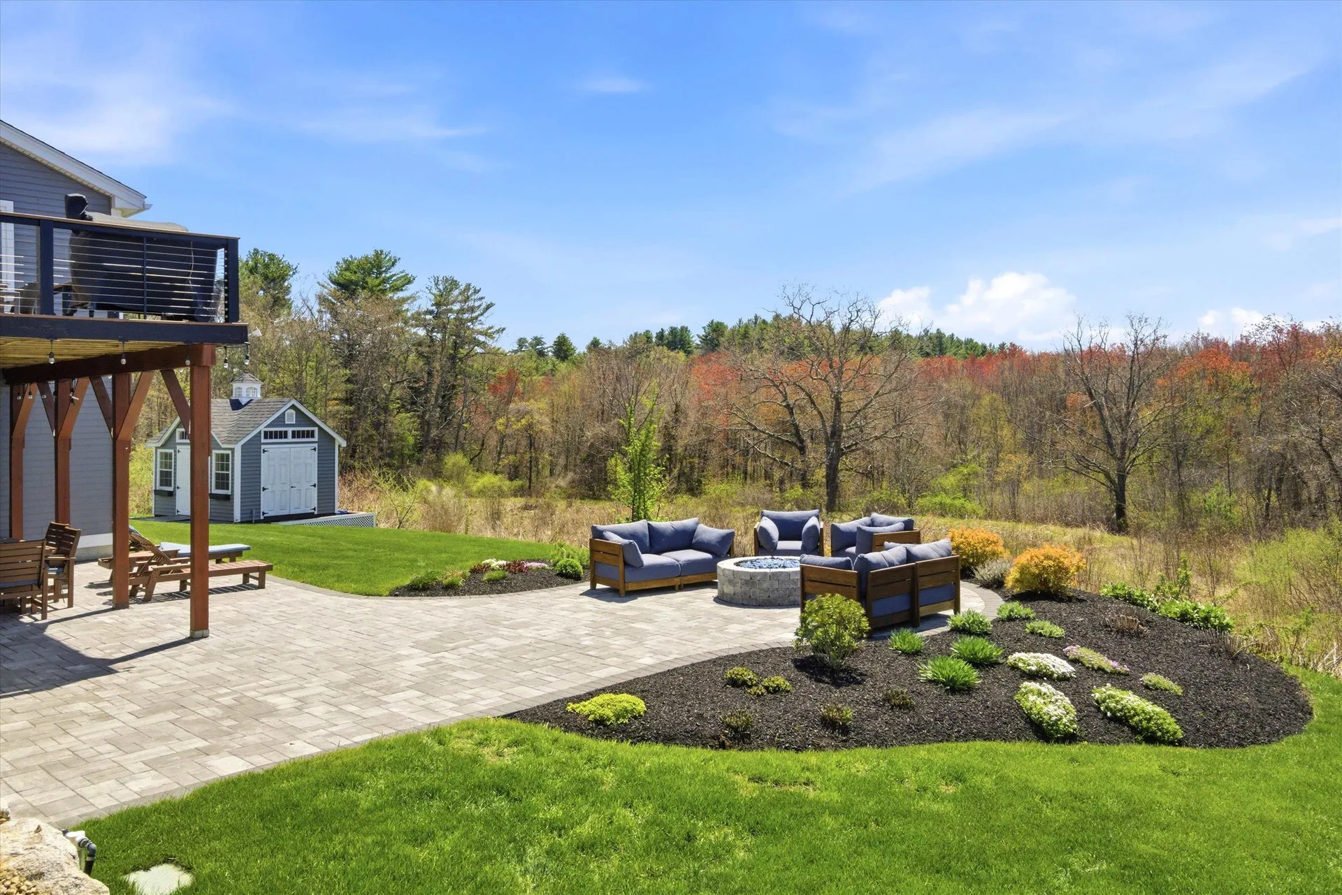 20 Grouse Run Pelham NH 03076