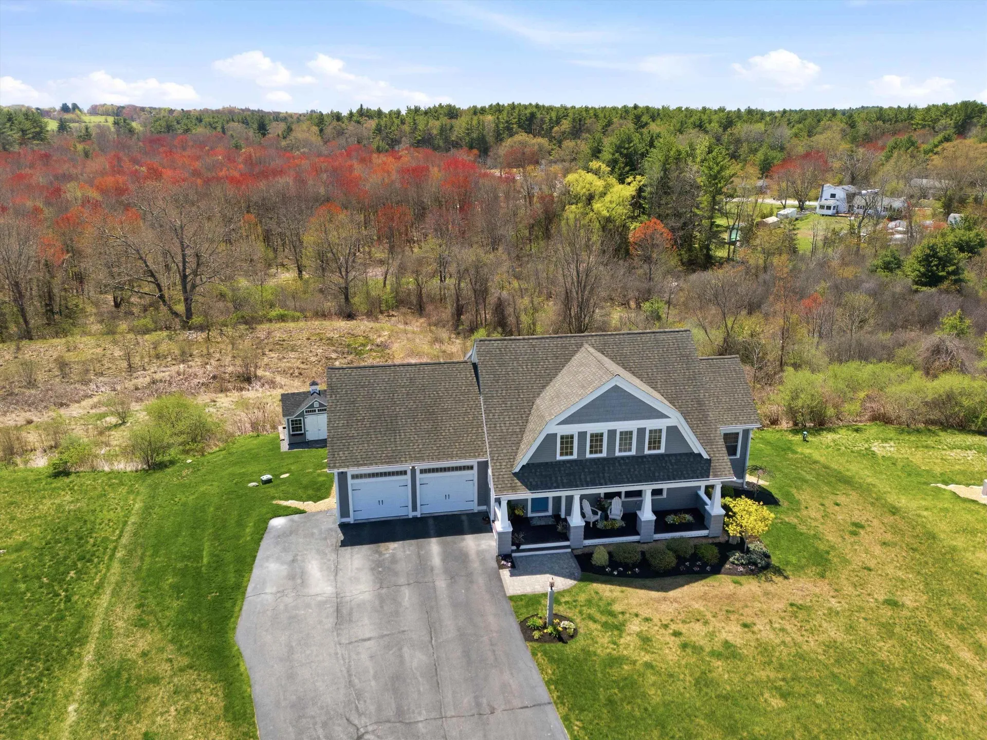 20 Grouse Run Pelham NH 03076