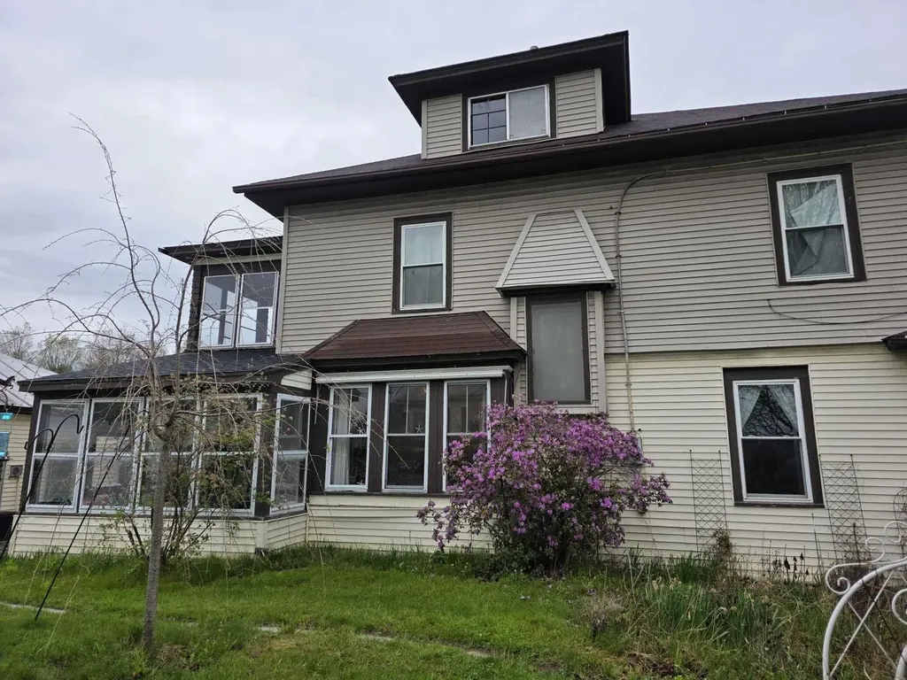 2729 Dartmouth College Highway Haverhill NH 03774
