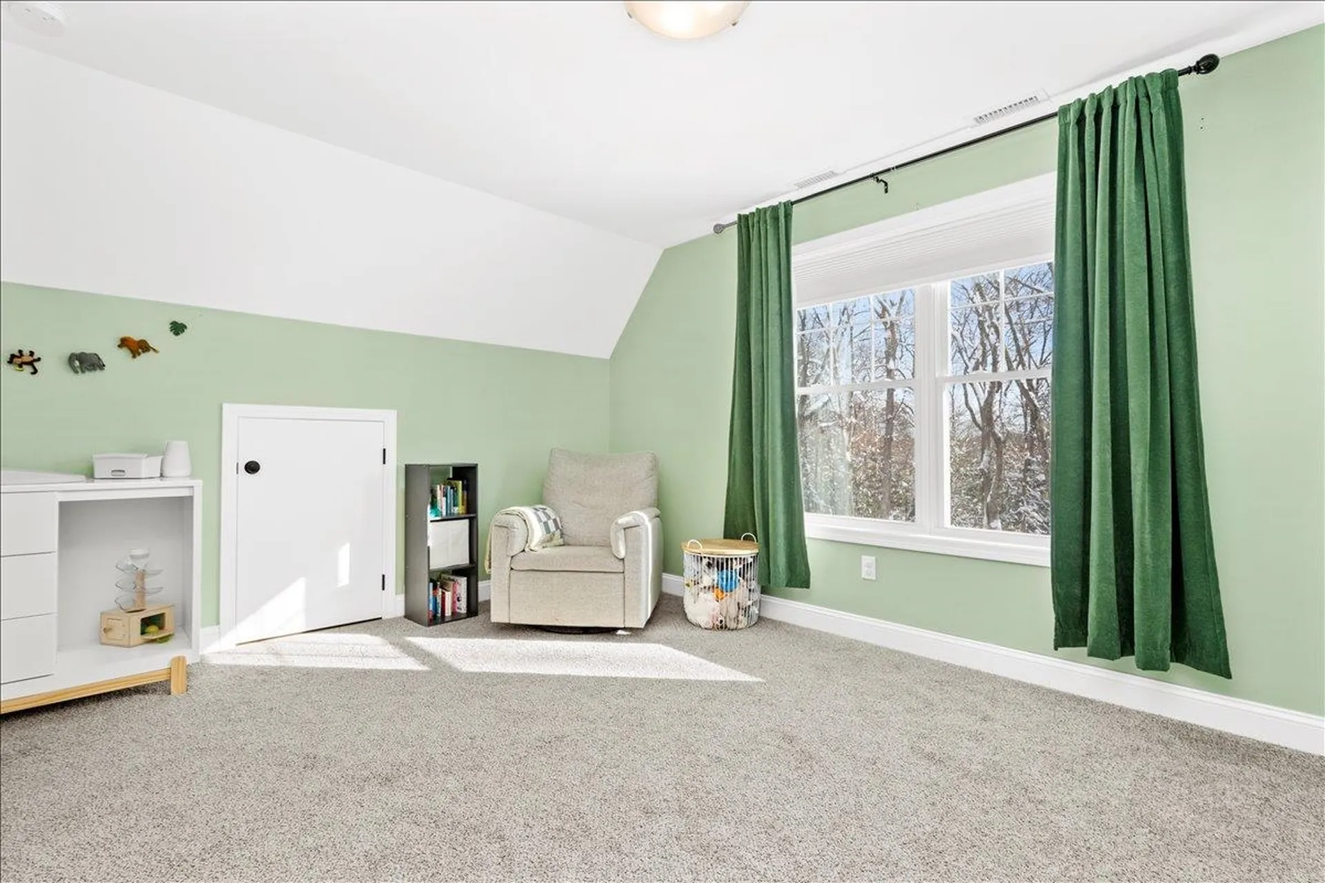 29 3rd Street Windham NH 03087