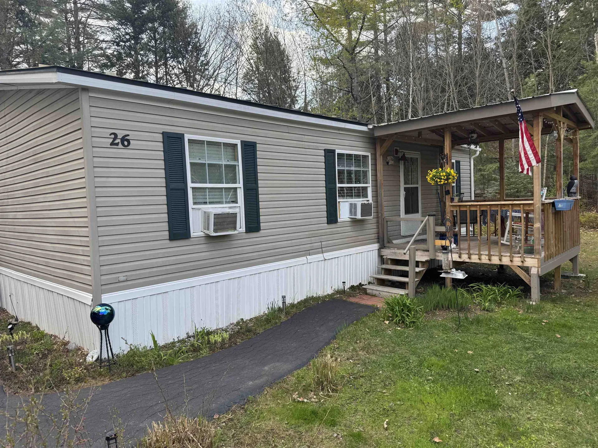 26 Melody Lane Hillsborough NH 03244