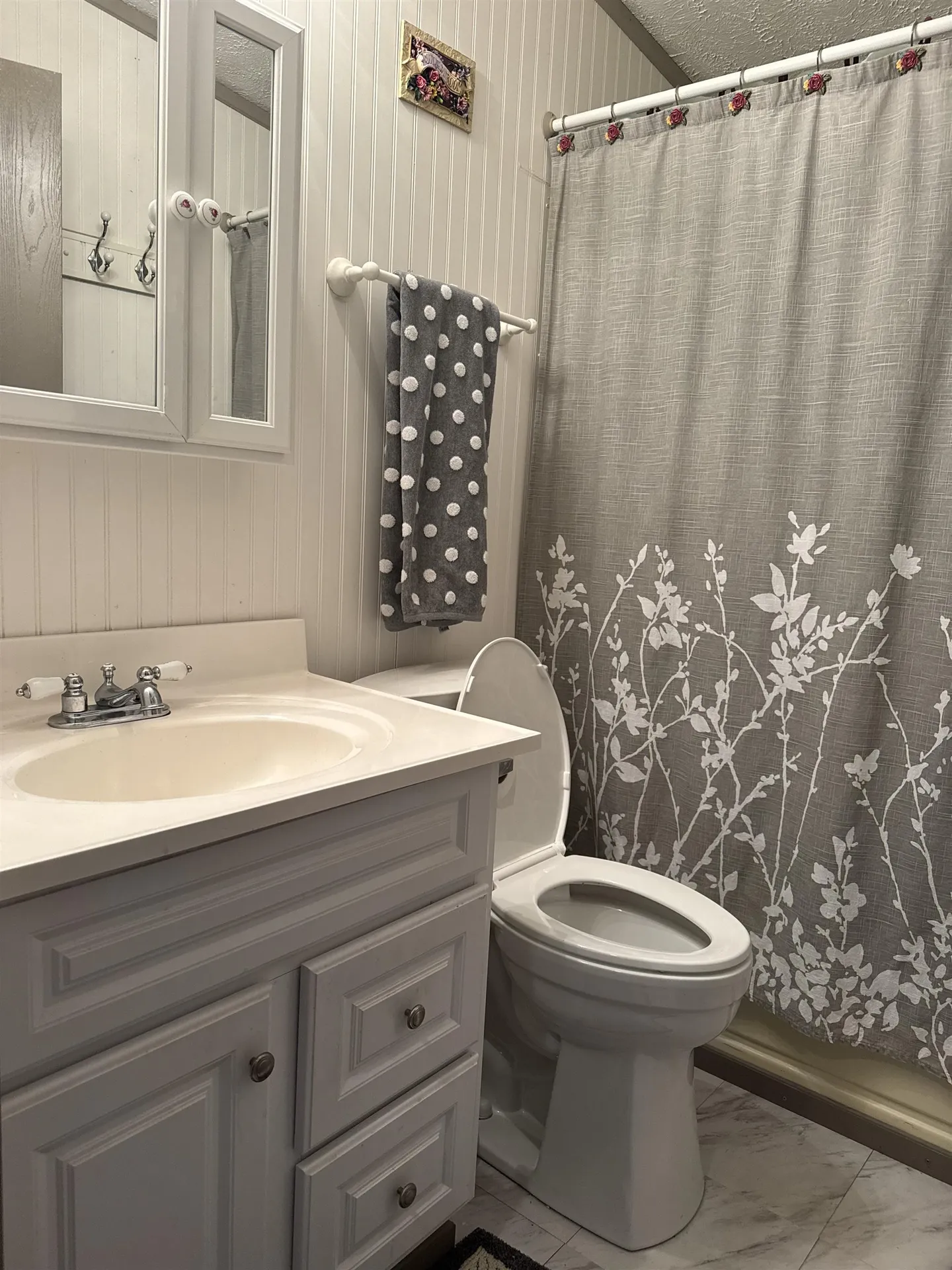 26 Melody Lane Hillsborough NH 03244