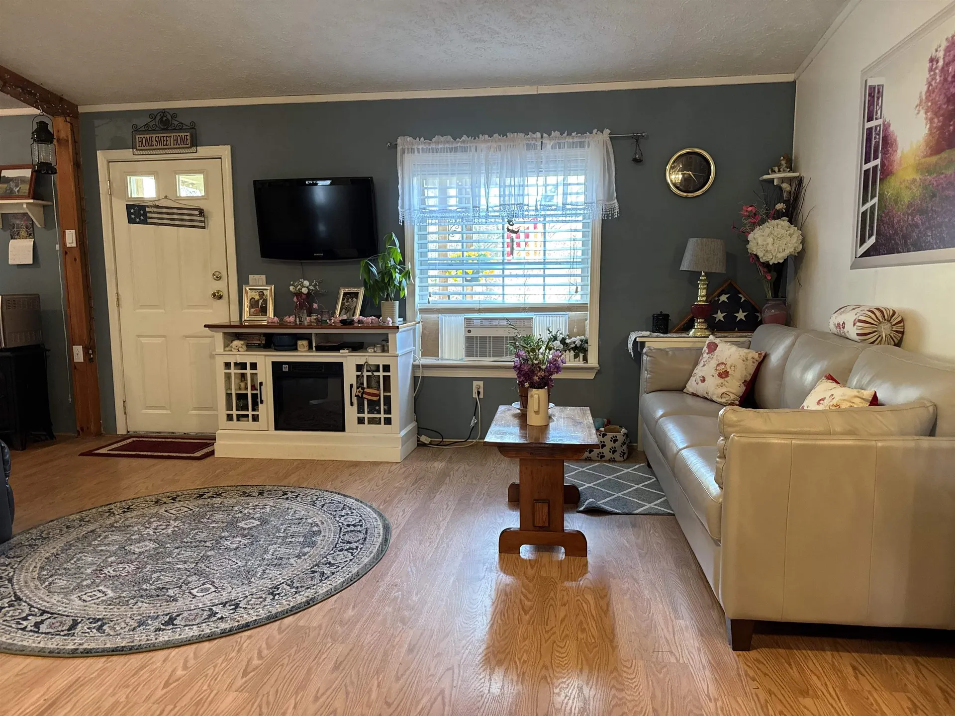 26 Melody Lane Hillsborough NH 03244