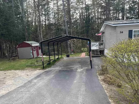 26 Melody Lane Hillsborough NH 03244