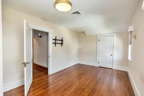 237 Jewett Street Manchester NH 03103