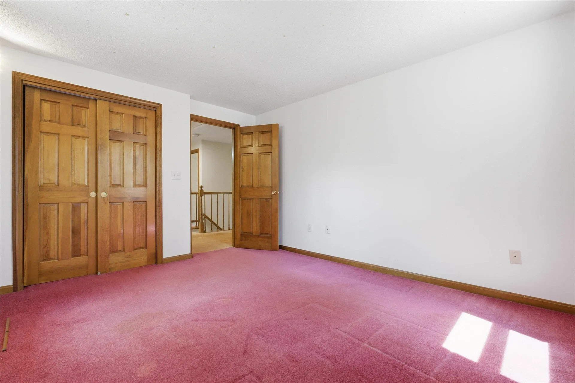 11 Coleman Place Londonderry NH 03053