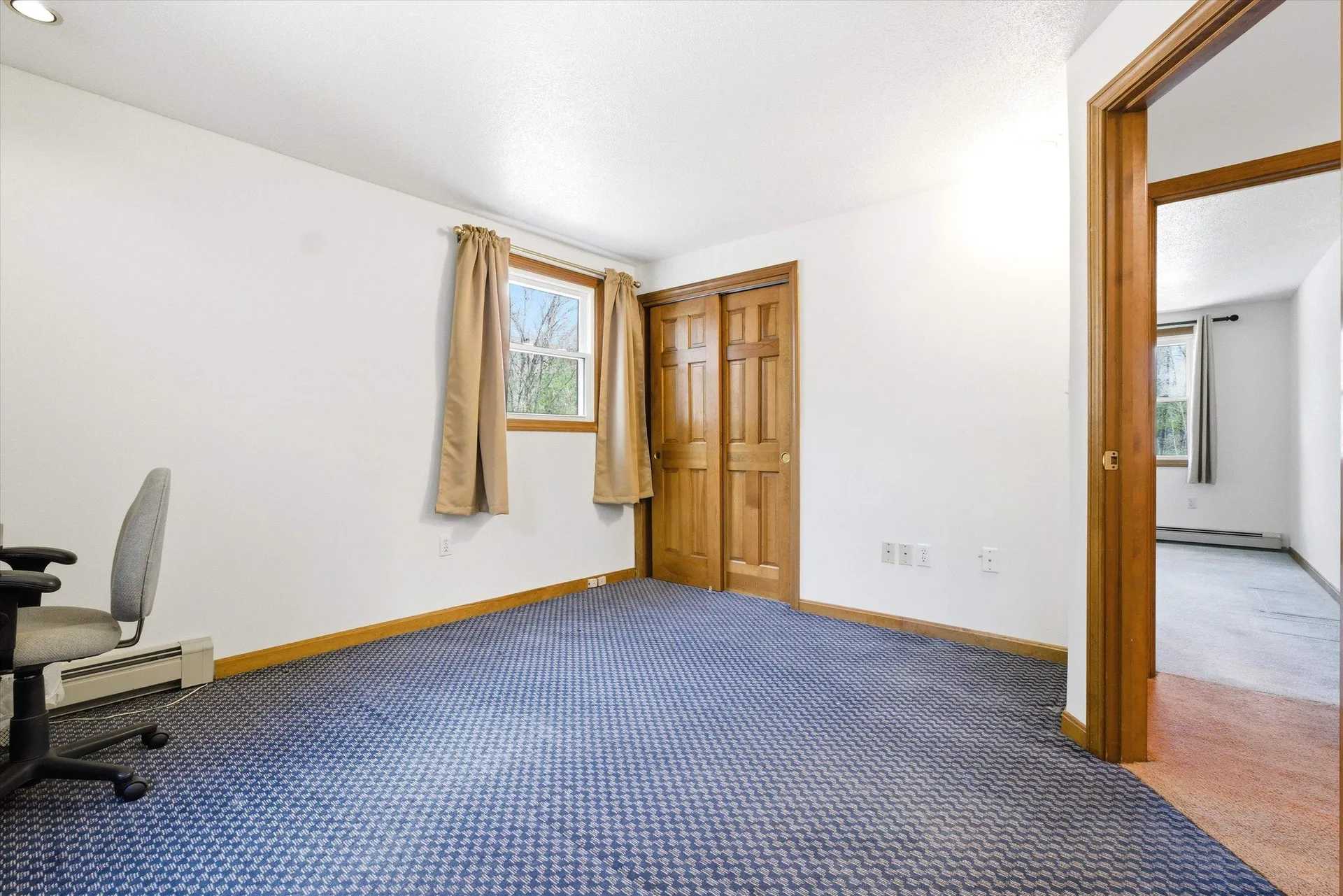 11 Coleman Place Londonderry NH 03053