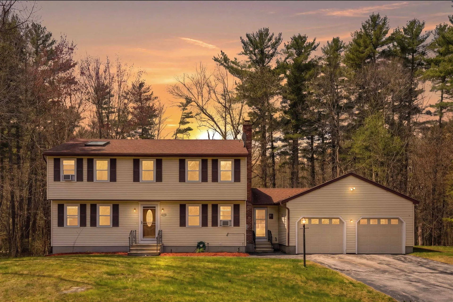 11 Coleman Place Londonderry NH 03053