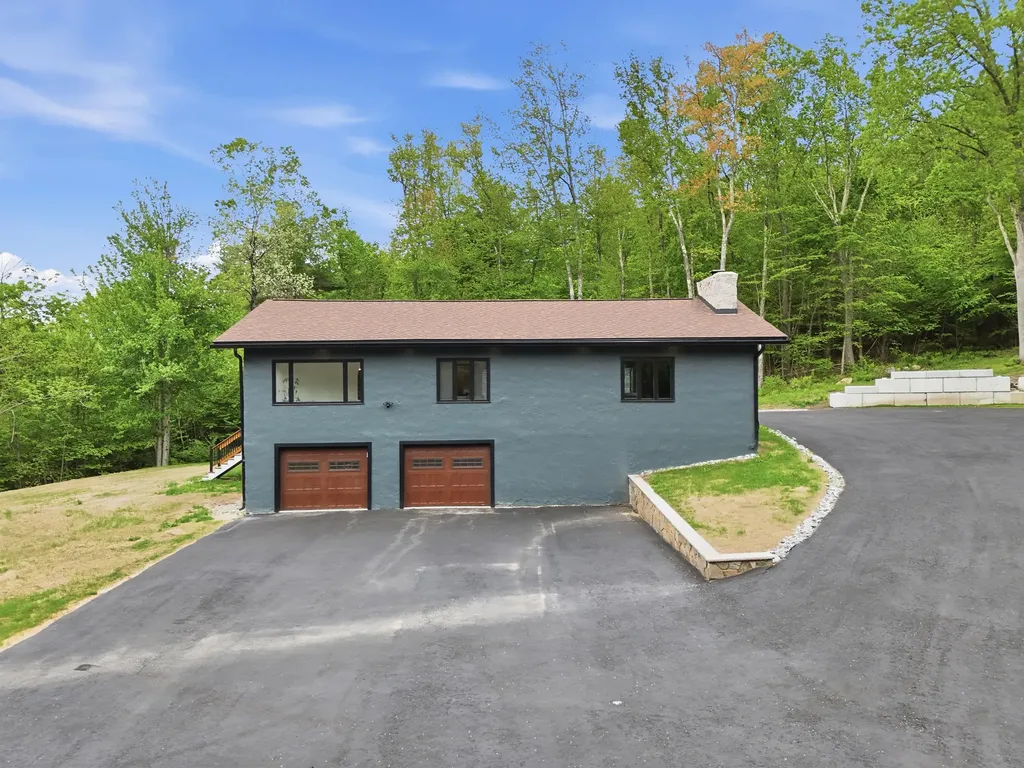 4 Washington Drive Amherst NH 03031