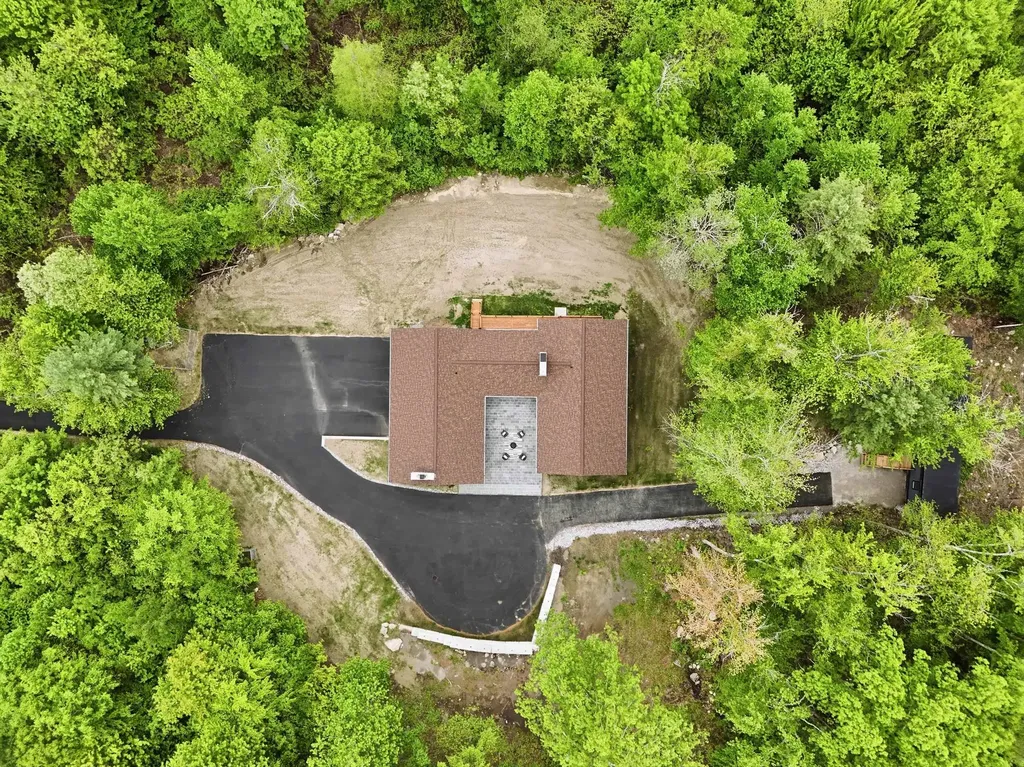 4 Washington Drive Amherst NH 03031