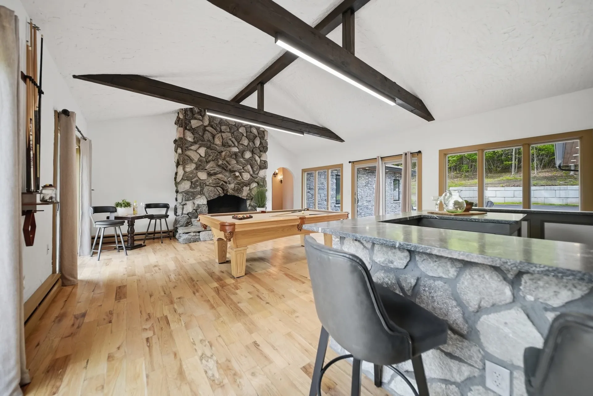4 Washington Drive Amherst NH 03031