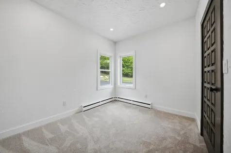 4 Washington Drive Amherst NH 03031