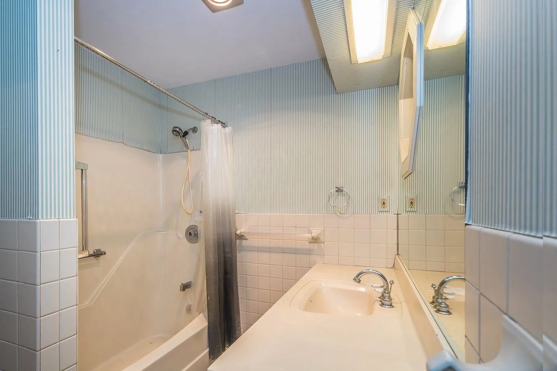 23 Stonewall Lane Dorset VT 05251