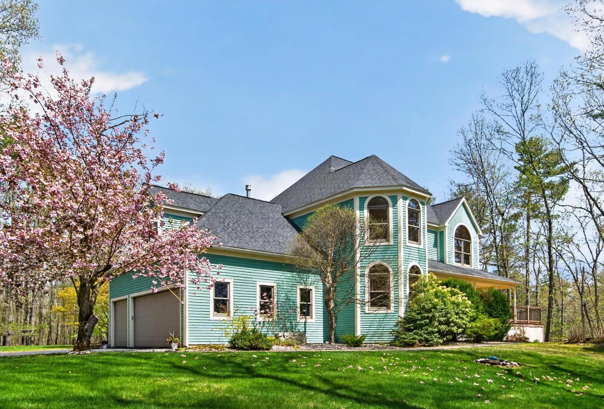 55 Lazarus Way Salem NH 03079