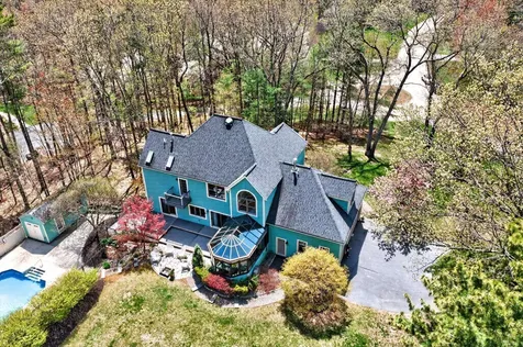 55 Lazarus Way Salem NH 03079