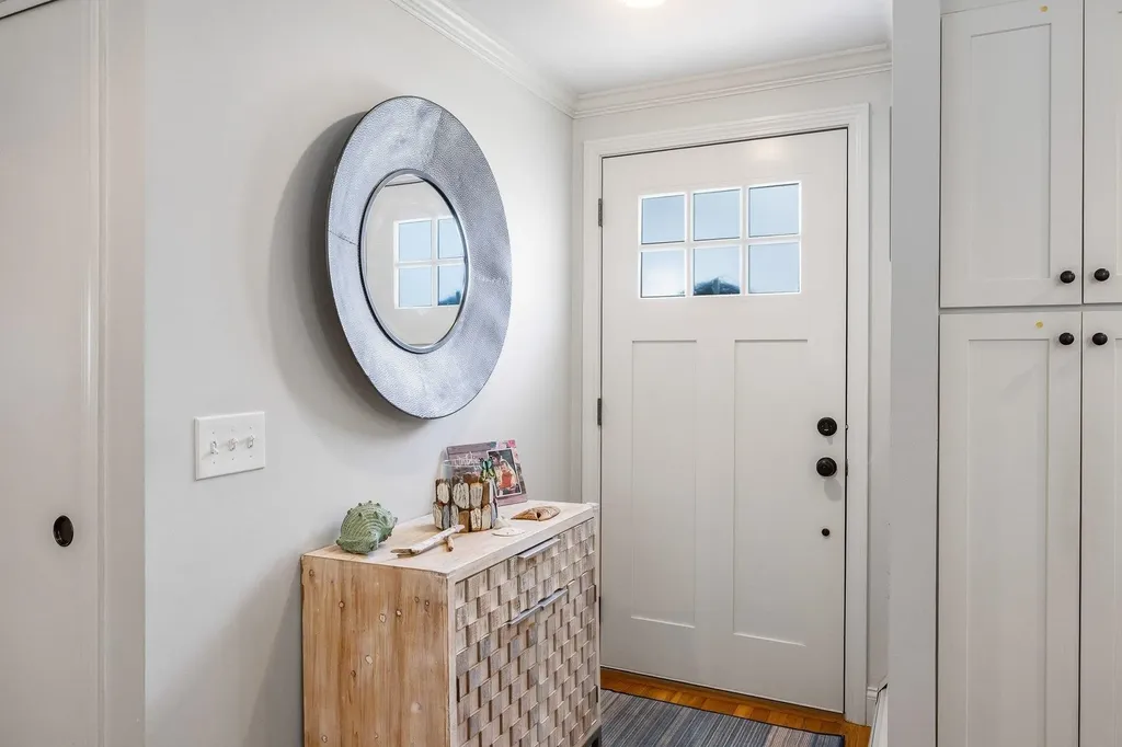 12 Hobbs Road North Hampton NH 03862