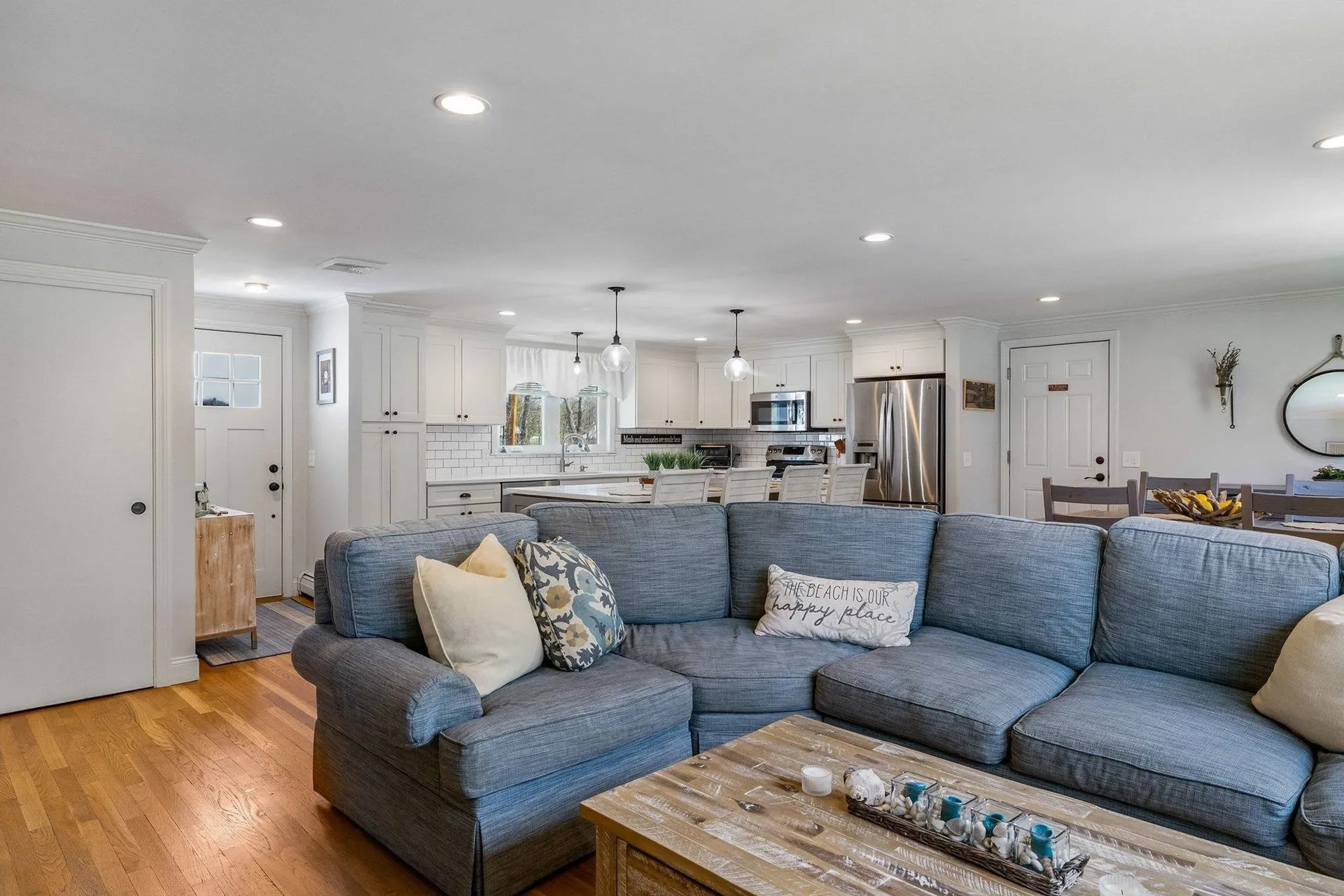 12 Hobbs Road North Hampton NH 03862