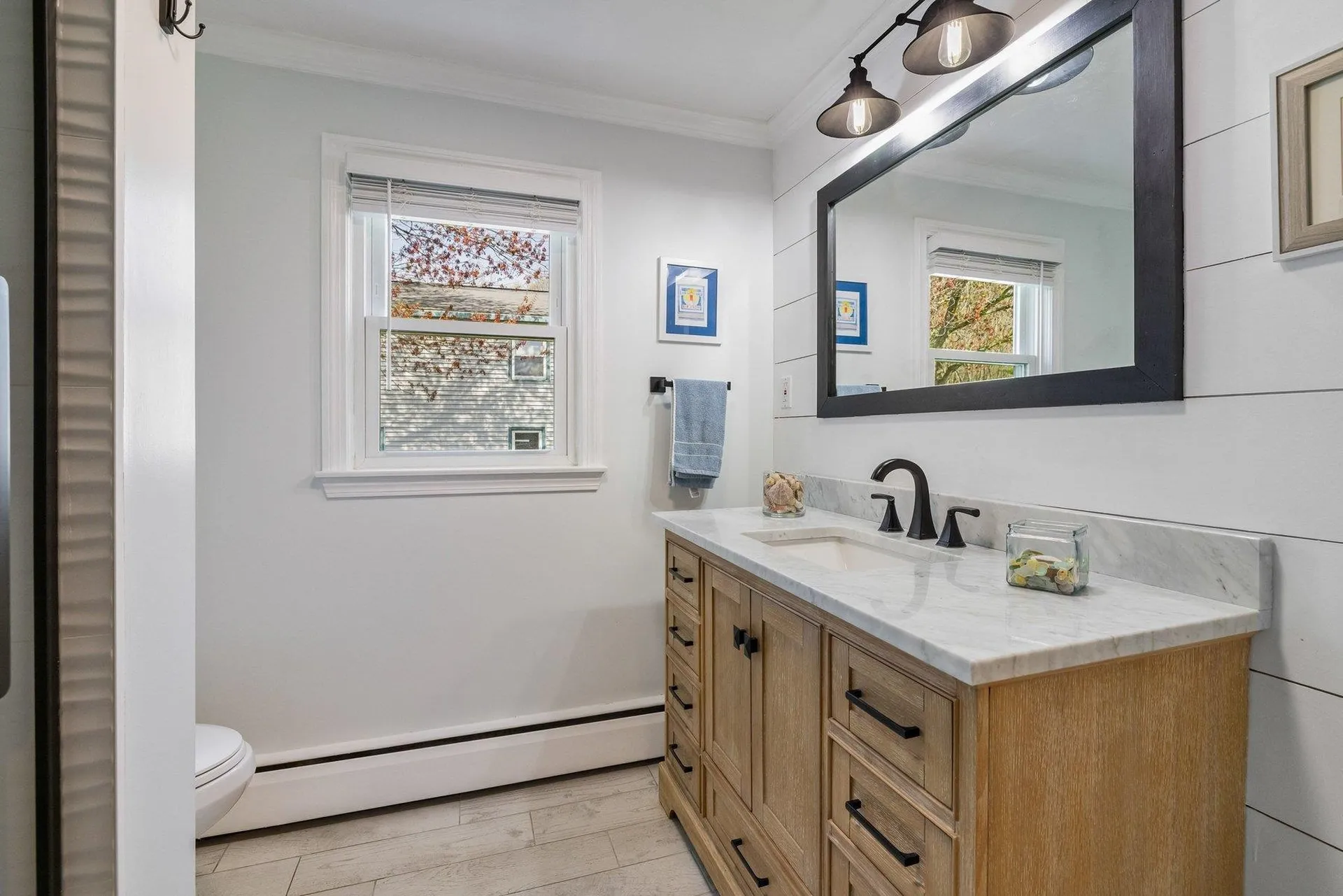 12 Hobbs Road North Hampton NH 03862